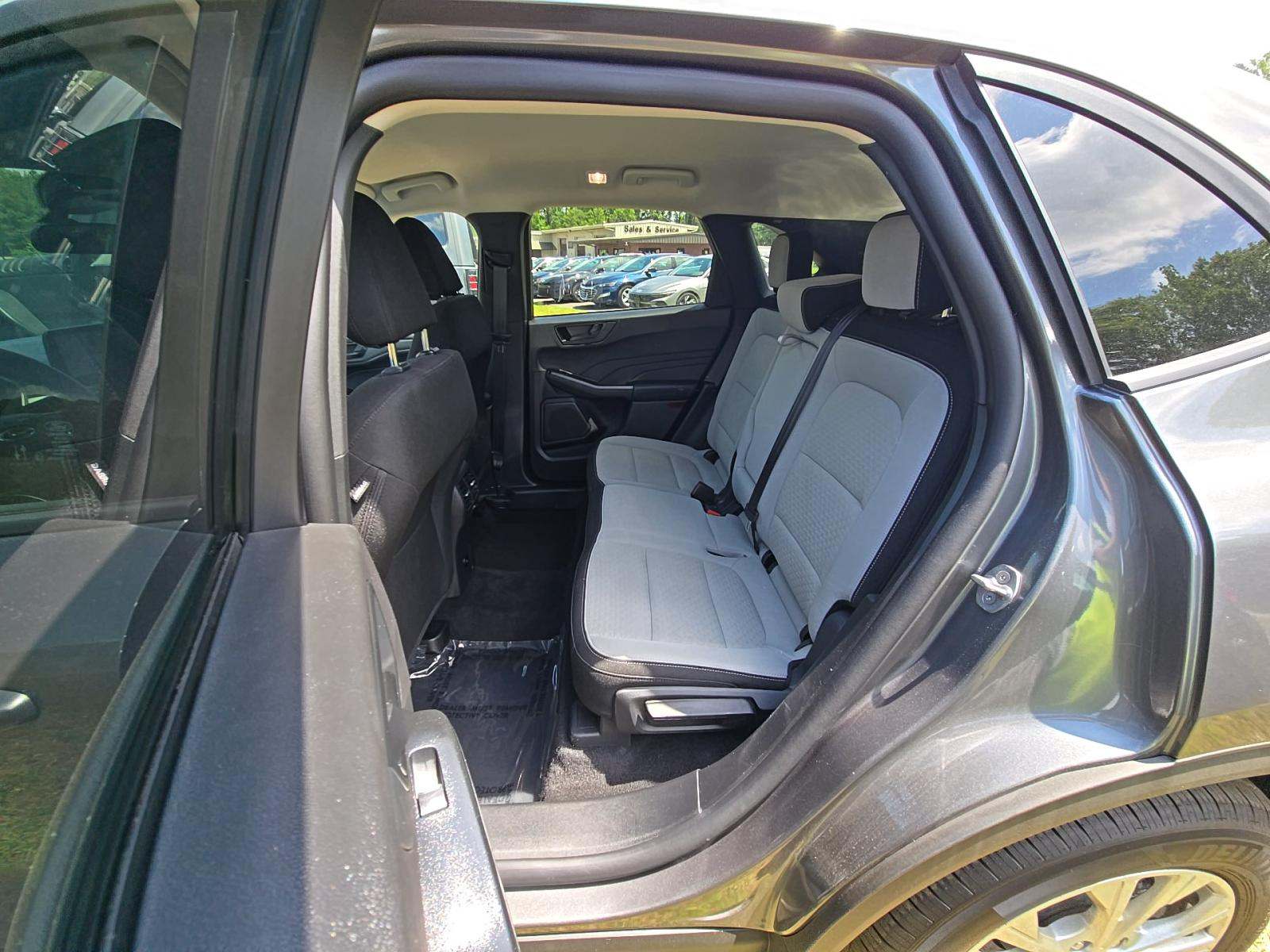 FORD ESCAPE - 9