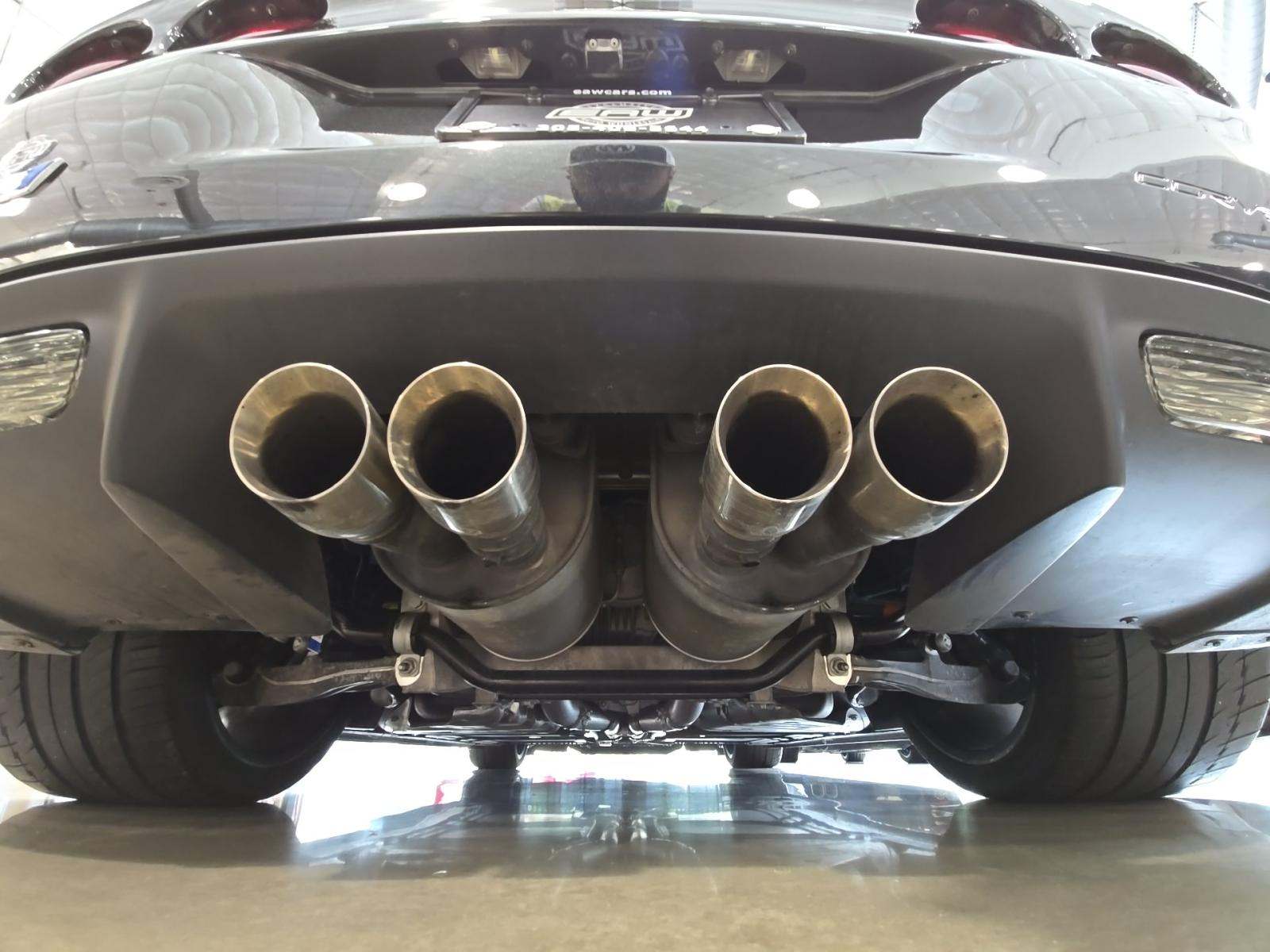 CHEVROLET CORVETTE - 10