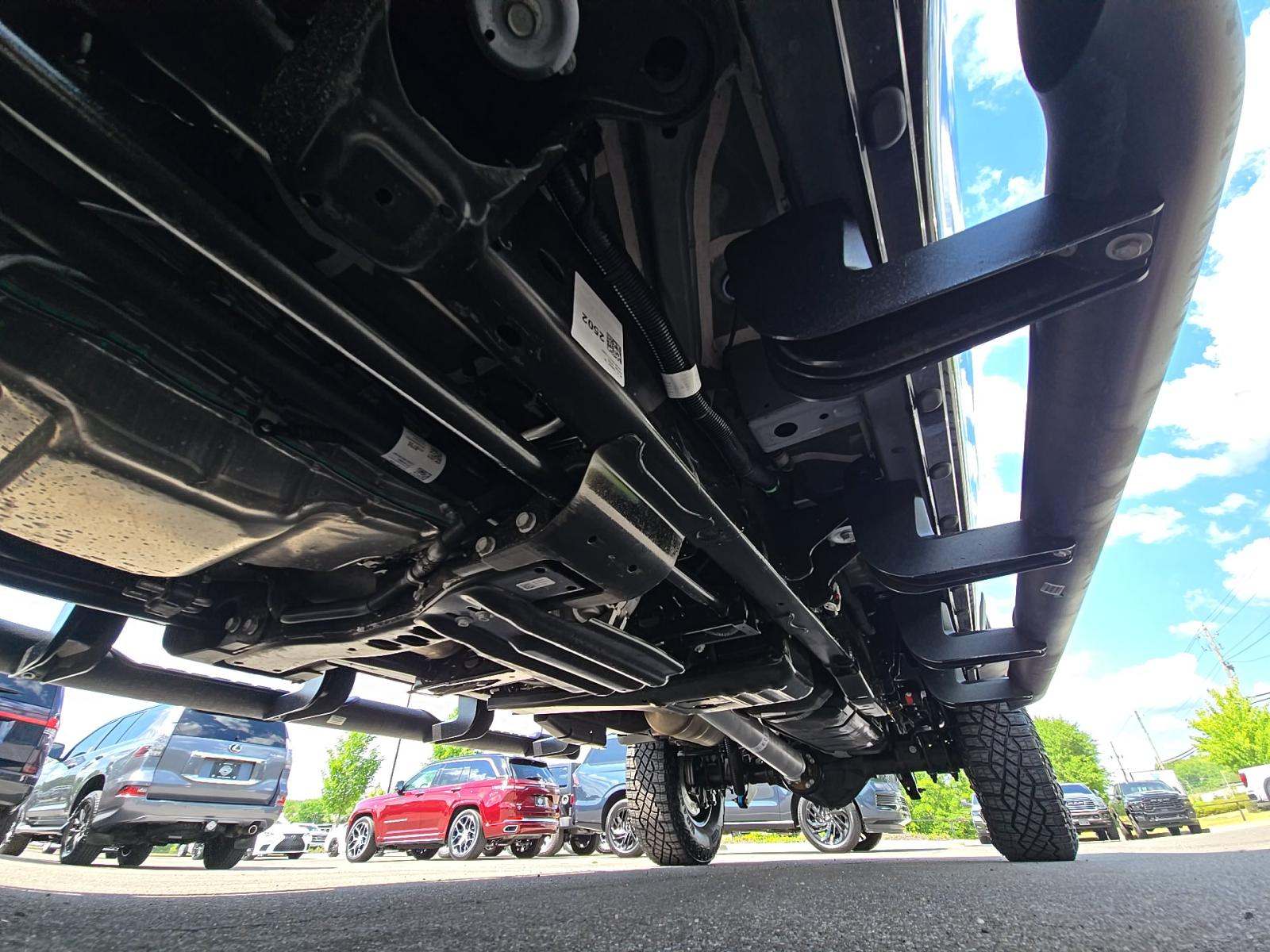 CHEVROLET SILVERADO - 3