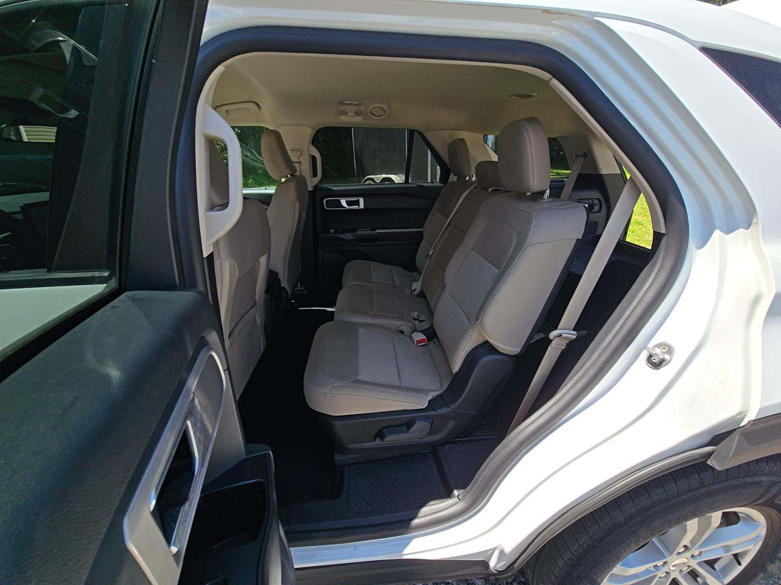 FORD EXPLORER - 9