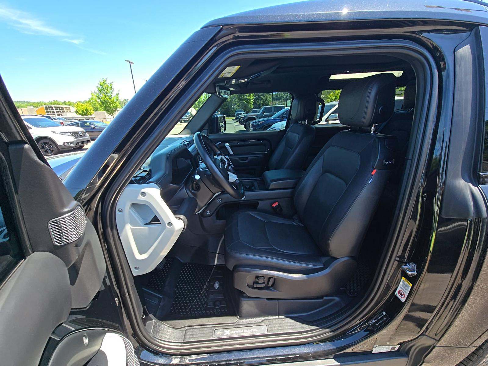 2023 Land Rover Defender 90 X-Dynamic SE AWD