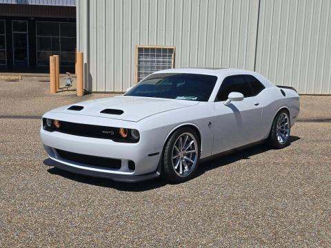 DODGE SRT HELLCAT - 1