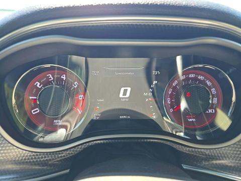 DODGE SRT HELLCAT - 9