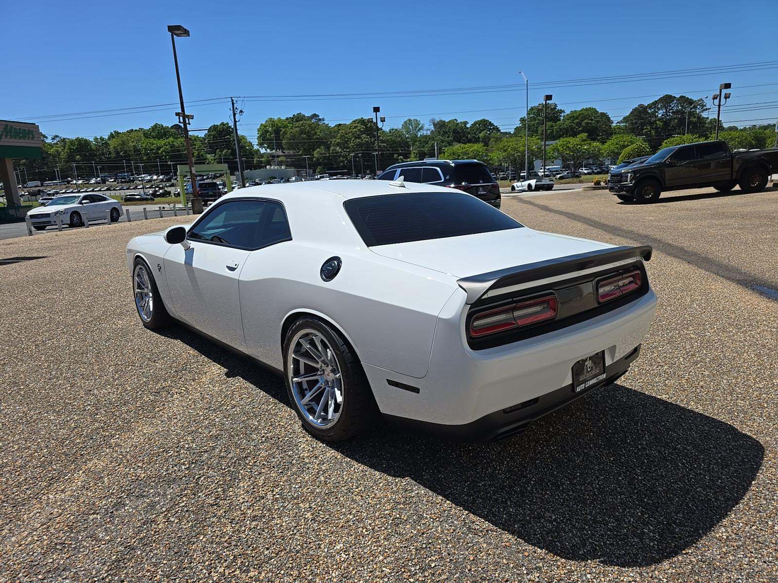 DODGE CHALLENGER - 2