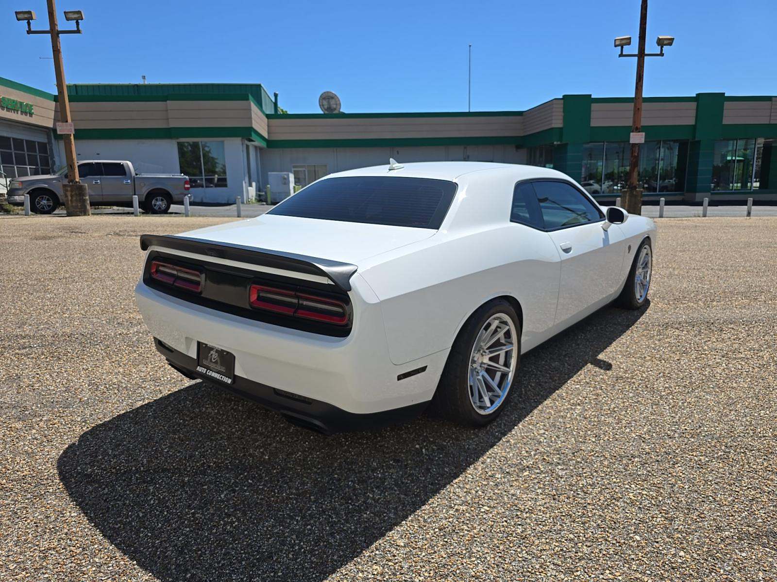 DODGE CHALLENGER - 3