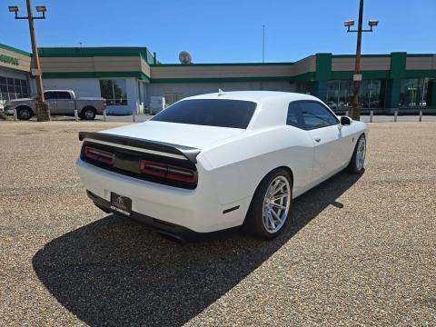 DODGE SRT HELLCAT - 3