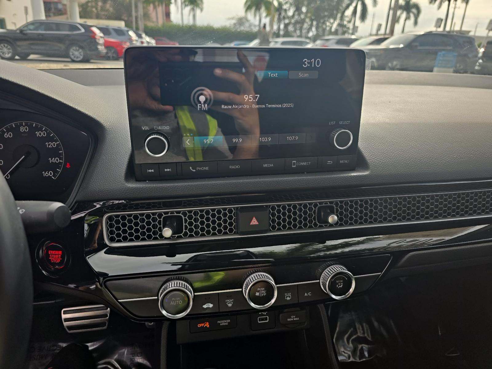 2023 Honda Civic Sport FWD