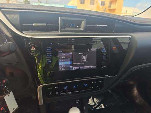 2018 Toyota Corolla SE FWD