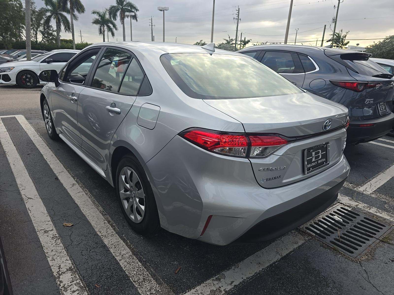 2024 Toyota Corolla Hybrid LE FWD