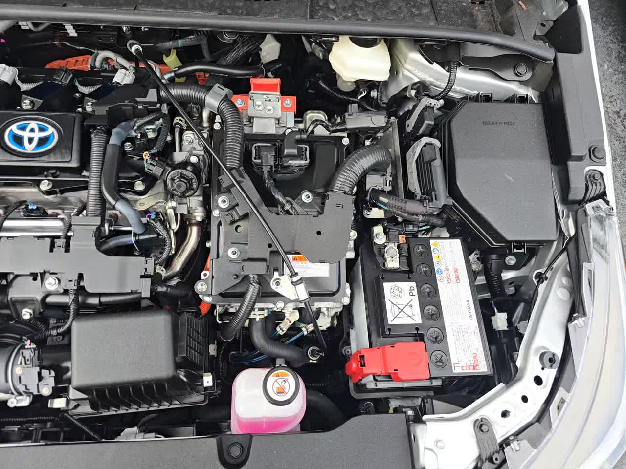 2024 Toyota Corolla Hybrid LE FWD