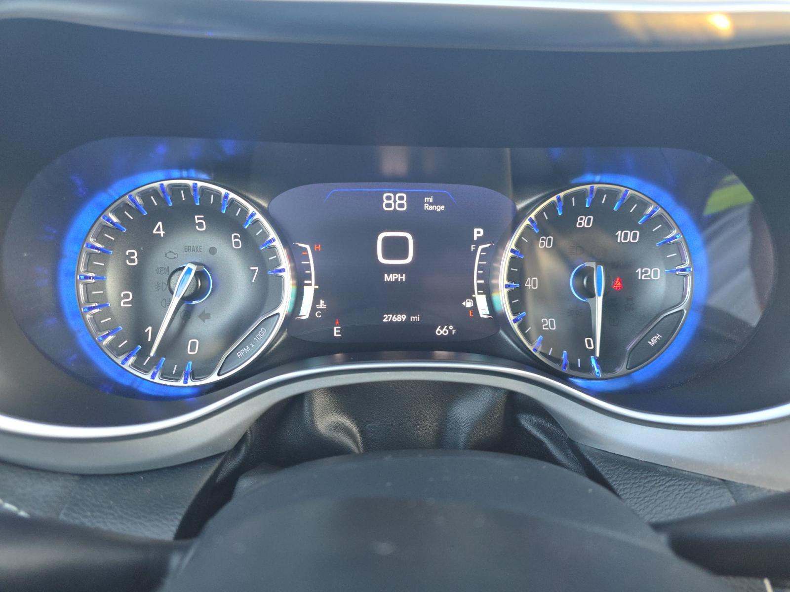 2025 Chrysler Pacifica Limited FWD