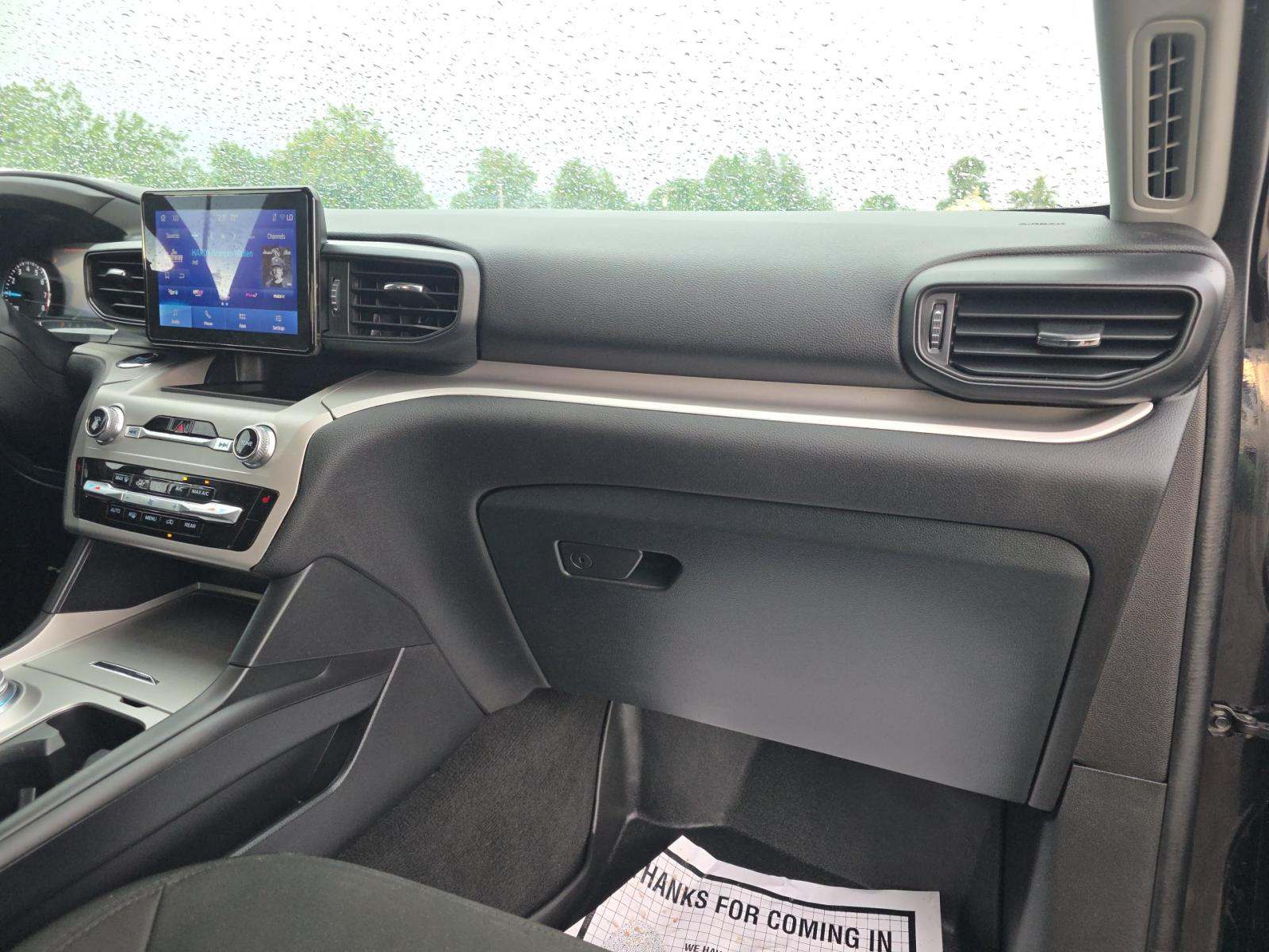 2023 Ford Explorer XLT RWD