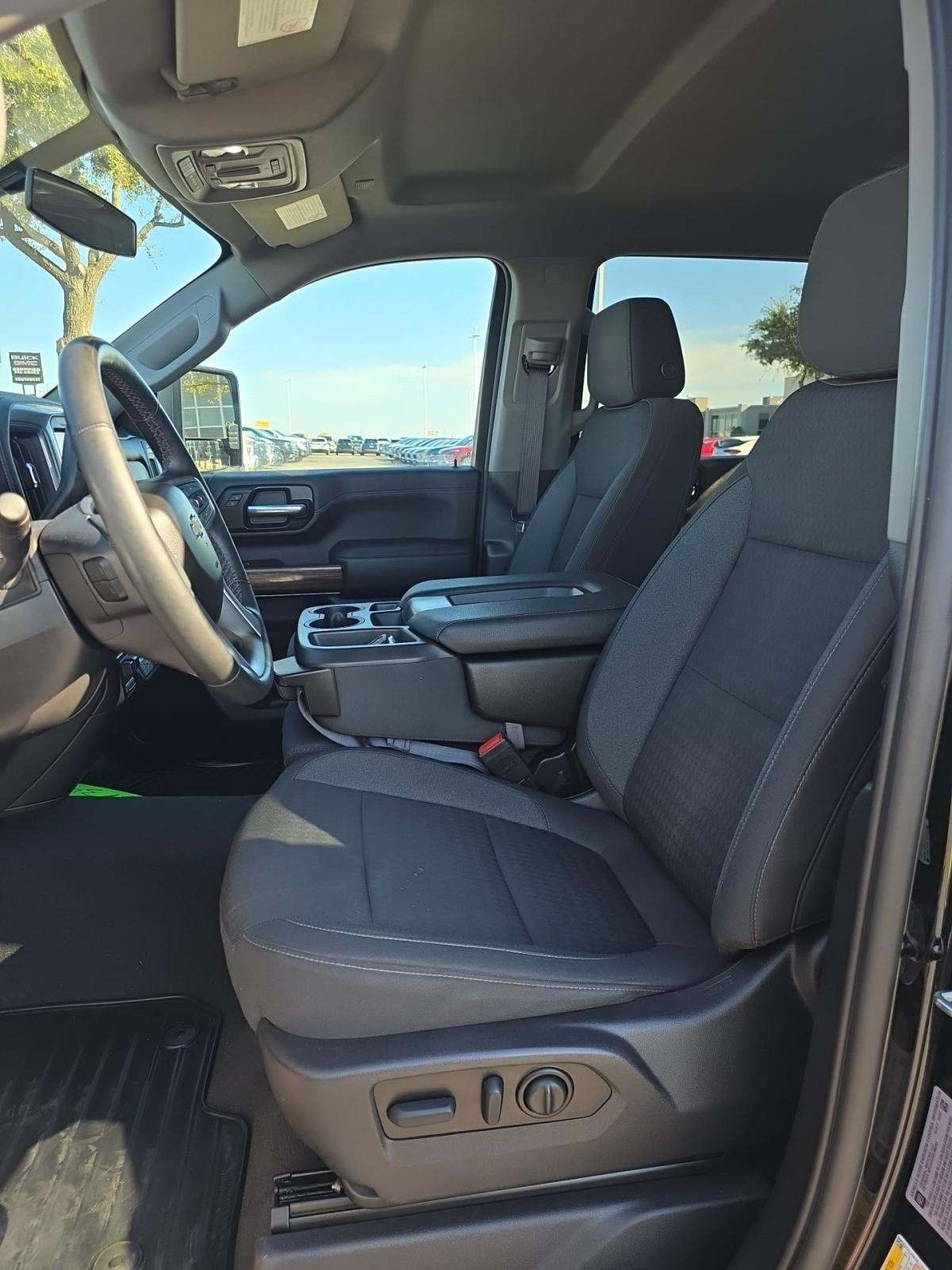 2023 Chevrolet Silverado 3500HD LT RWD