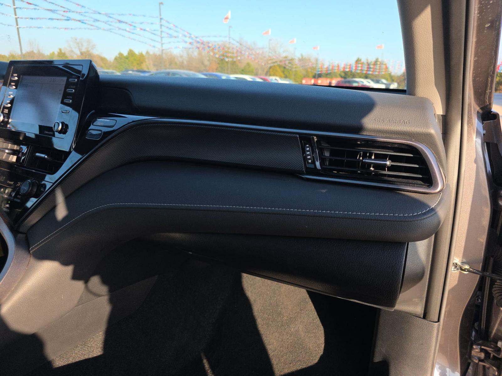 2024 Toyota Camry SE FWD