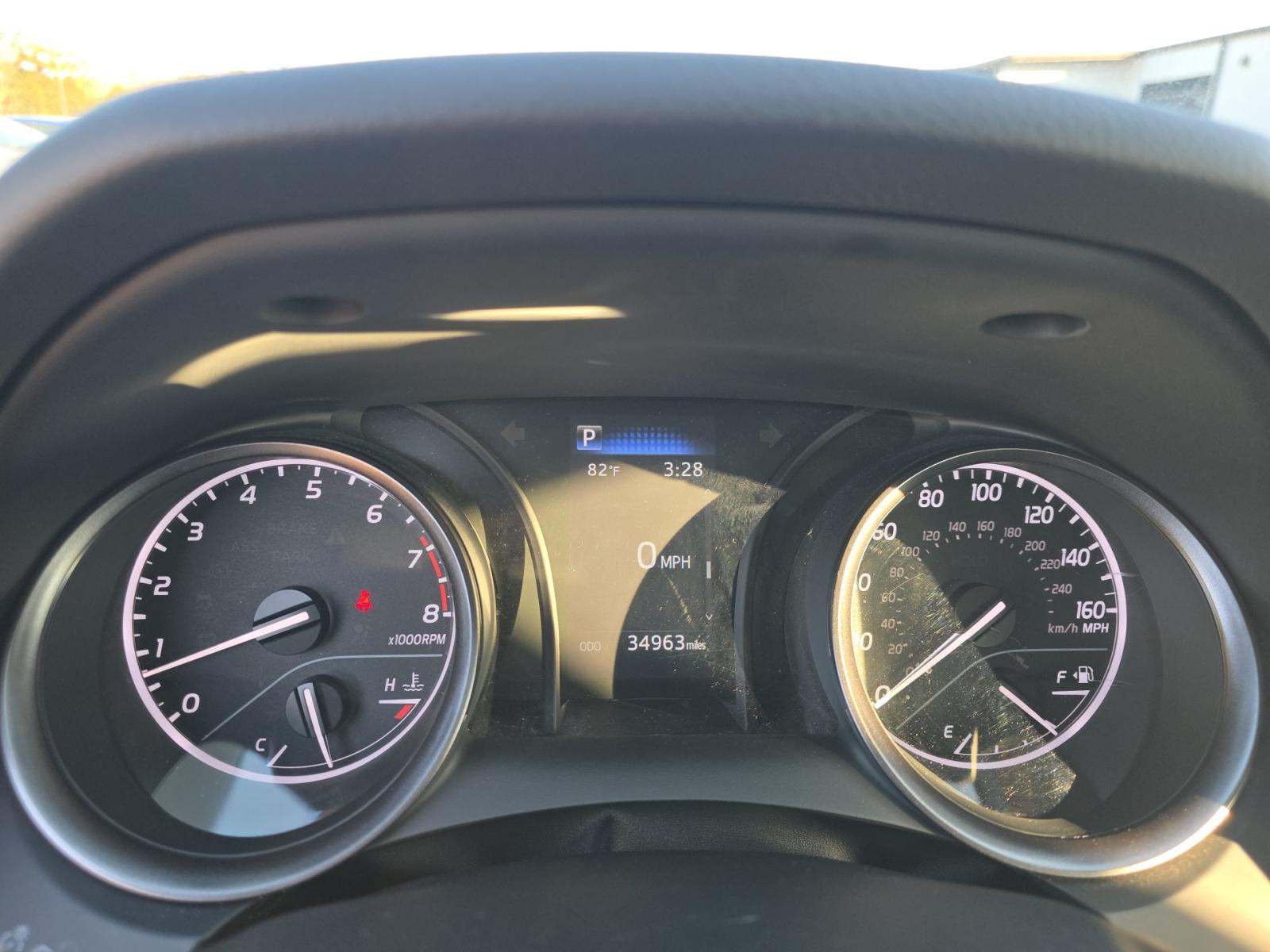 2024 Toyota Camry SE FWD