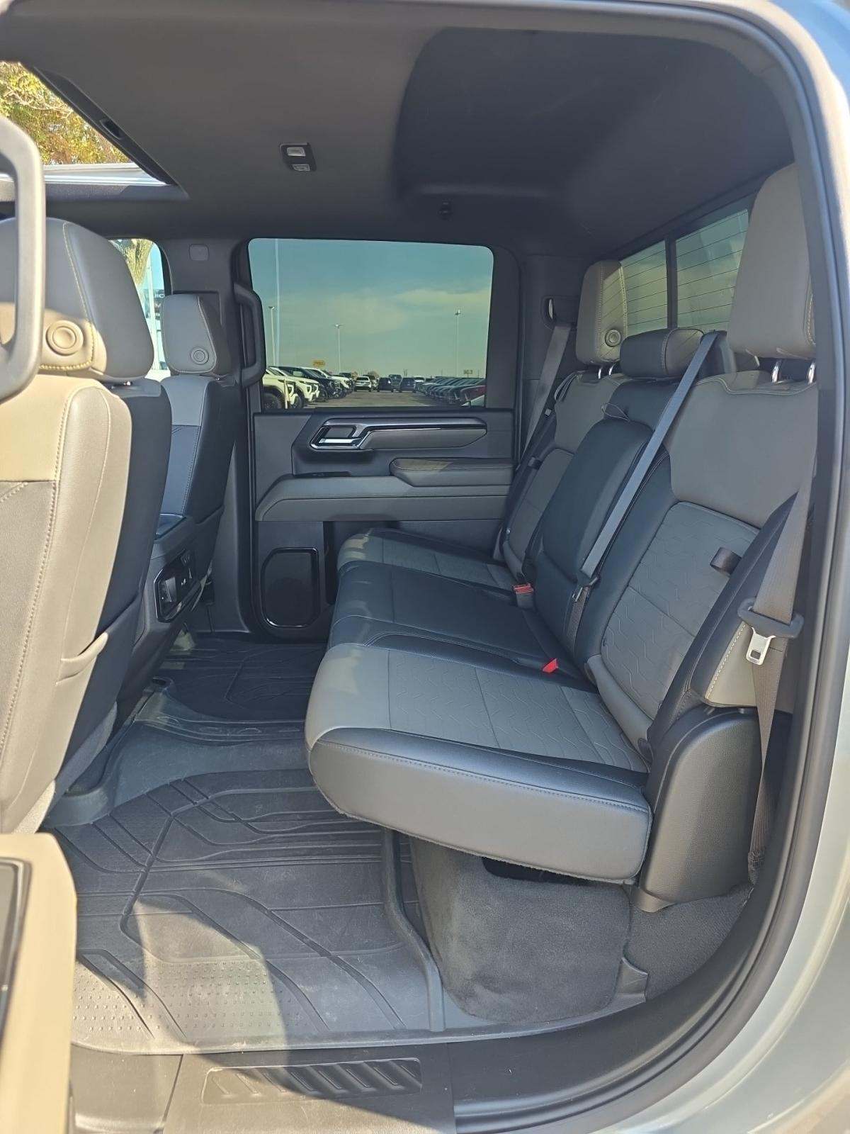 2024 Chevrolet Silverado 2500HD ZR2 AWD