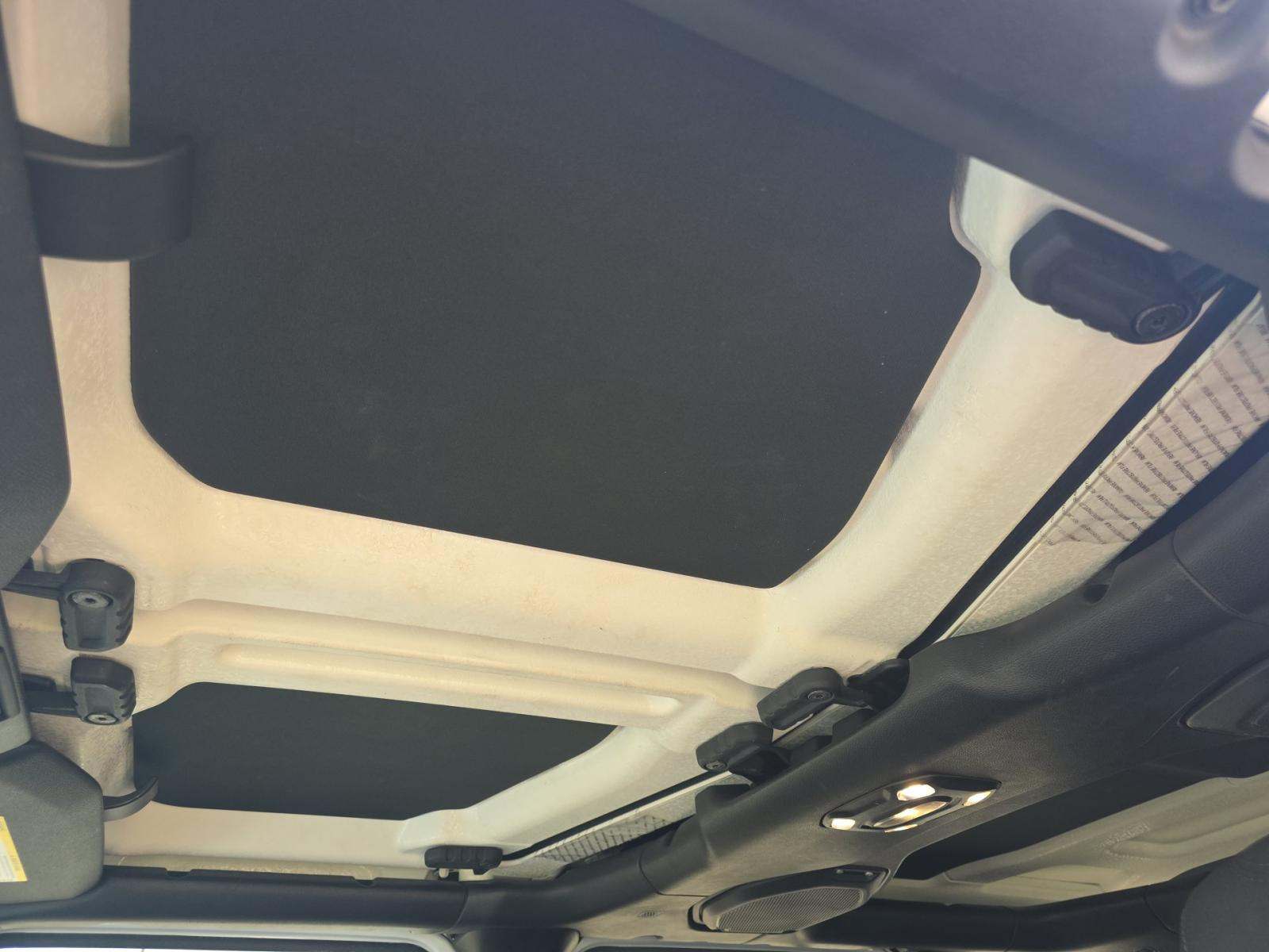 JEEP UNLIMITED 4XE RUBICON - 7