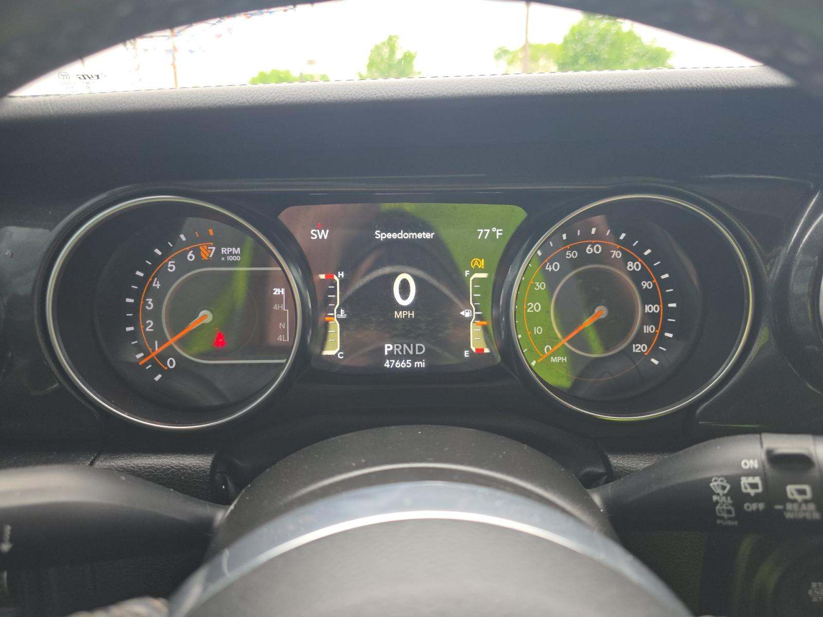 JEEP UNLIMITED SAHARA ALTITUDE EDITION - 5