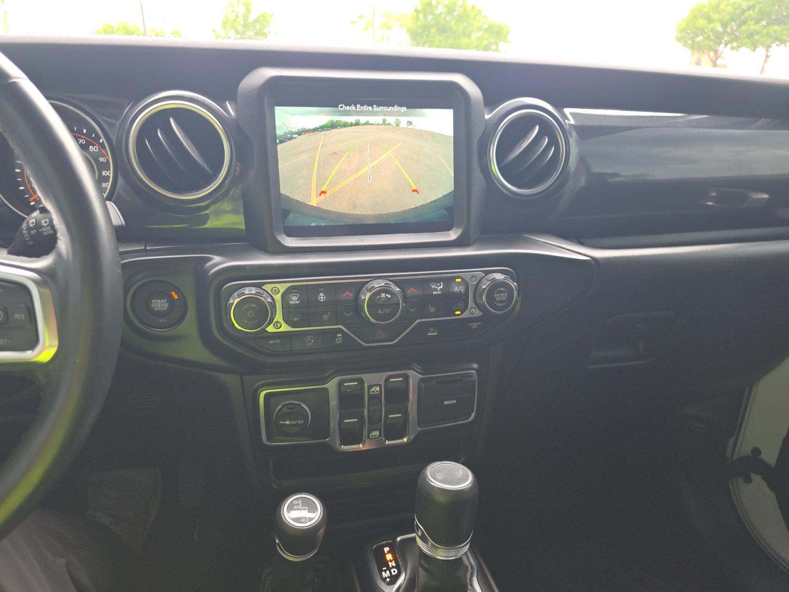 JEEP UNLIMITED SAHARA ALTITUDE EDITION - 6