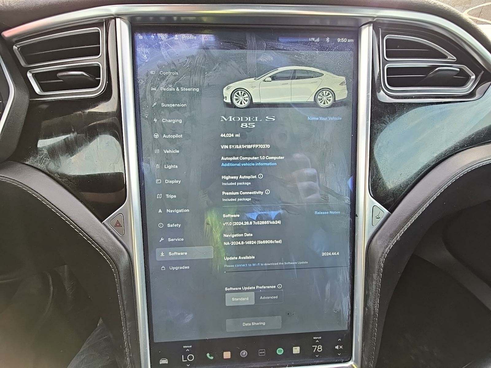 2015 Tesla Model S 85 RWD