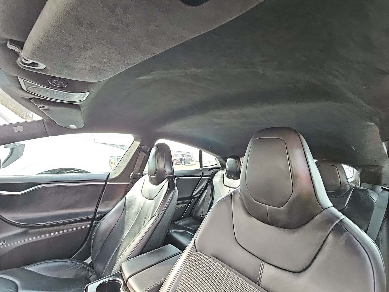 2015 Tesla Model S 85 RWD