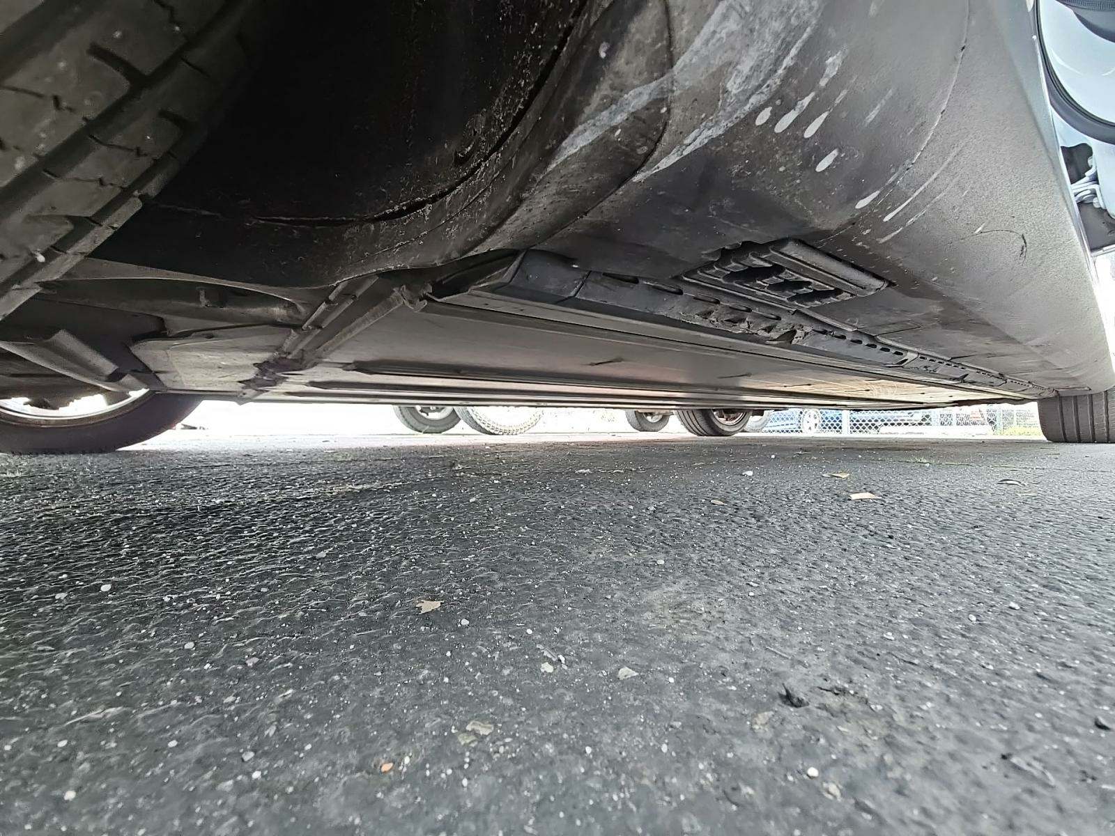 2015 Tesla Model S 85 RWD