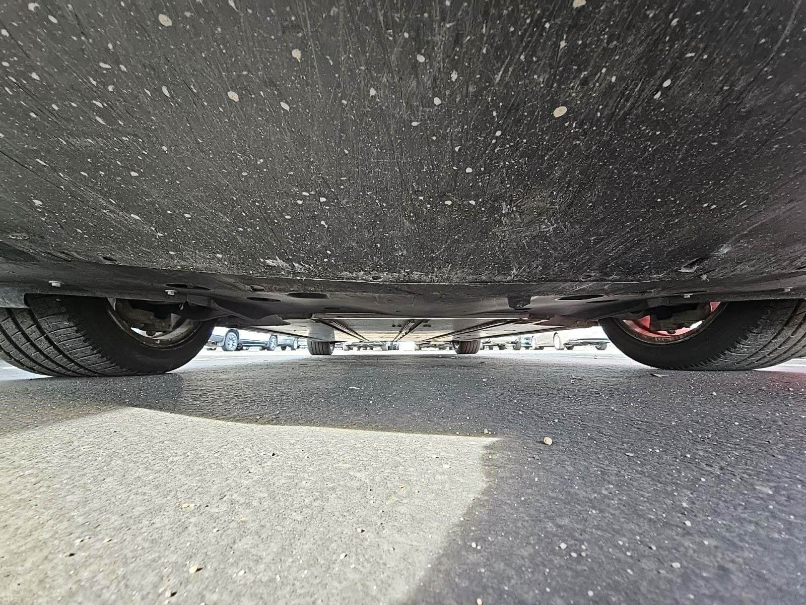 2015 Tesla Model S 85 RWD