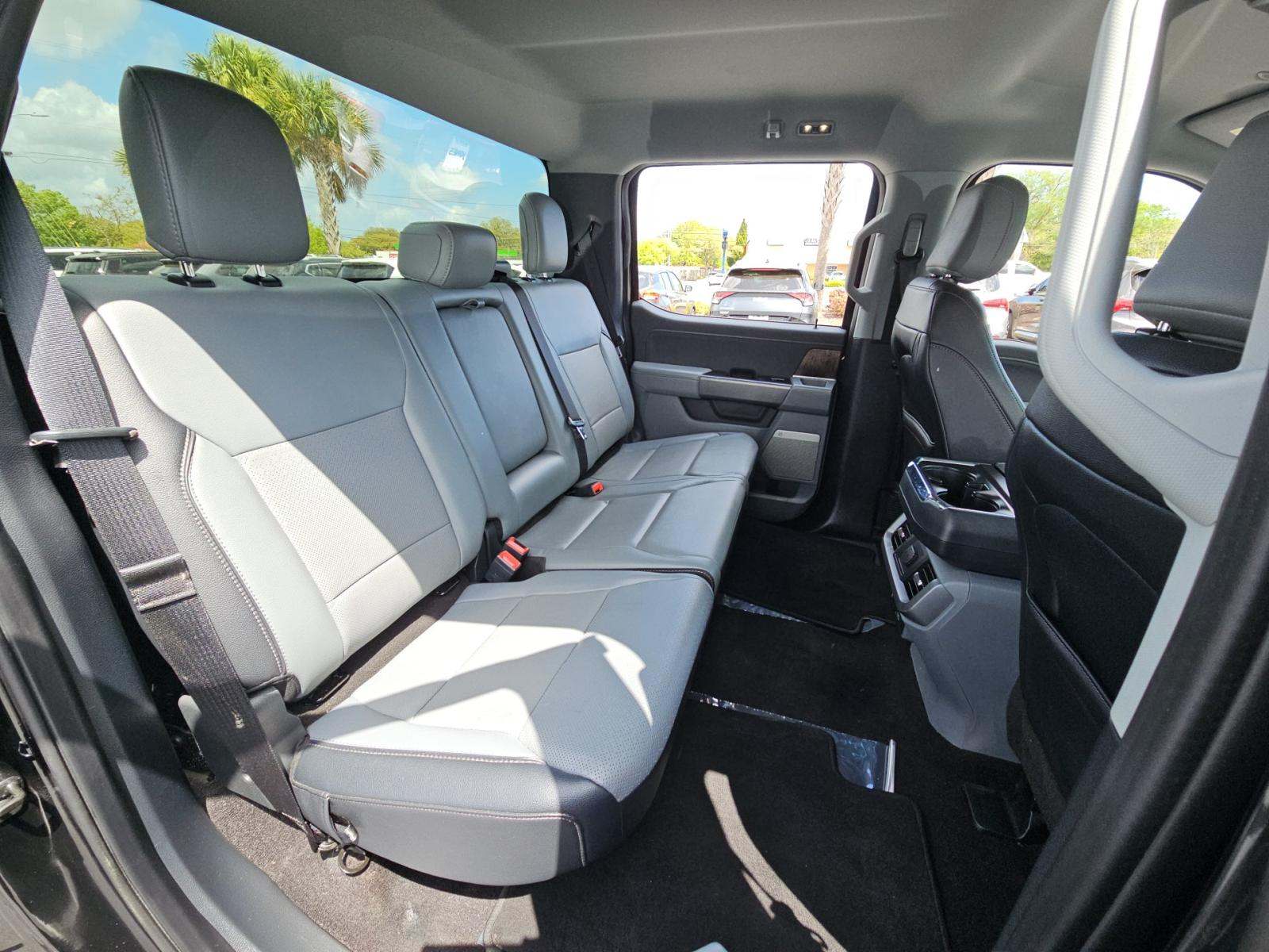 2022 Ford F-150 Lariat AWD