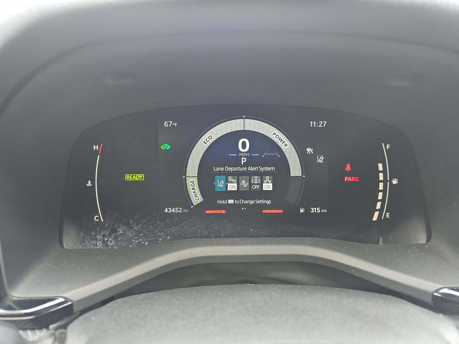 2025 Toyota Camry SE FWD