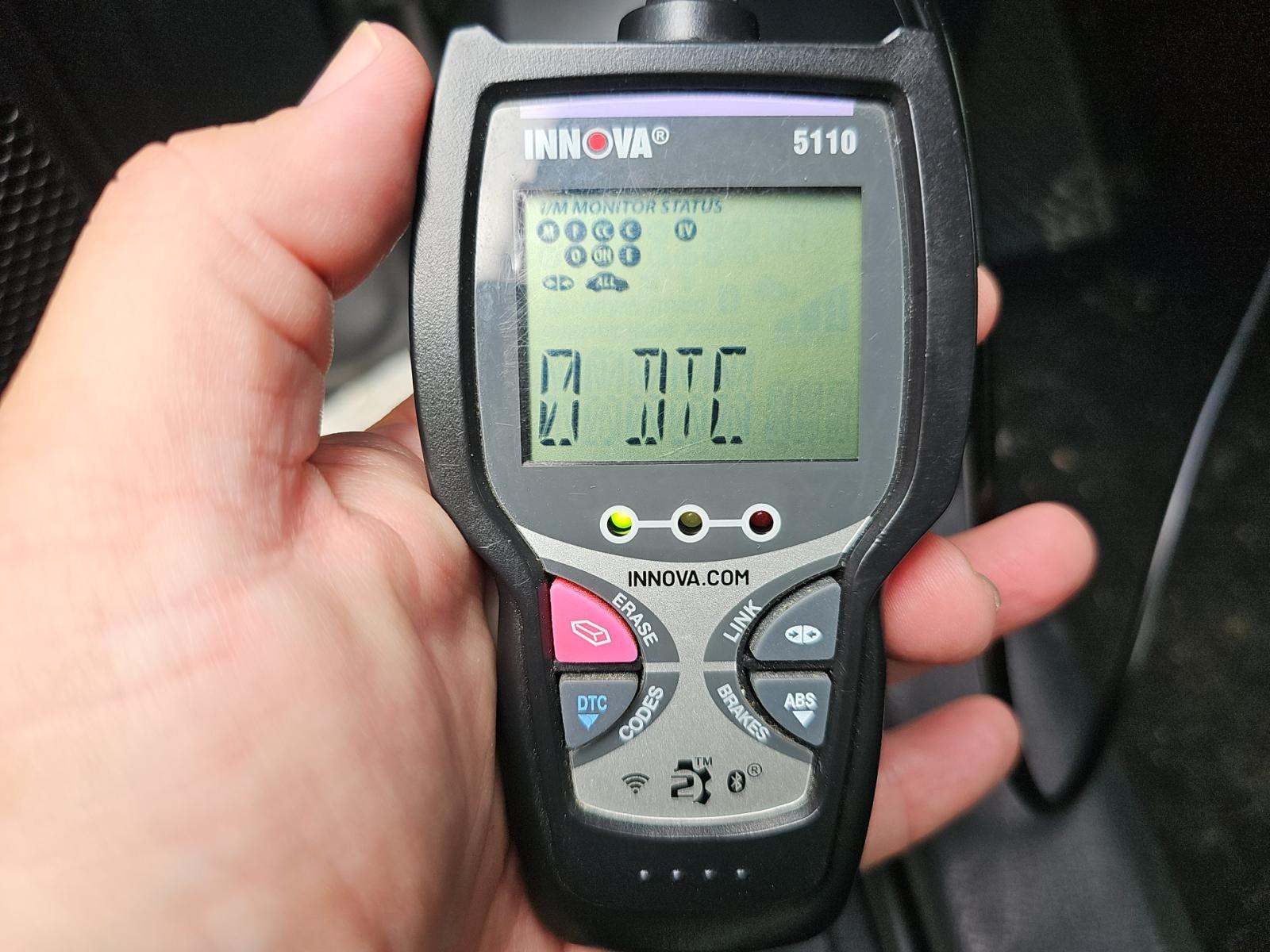 2025 Toyota Camry SE FWD