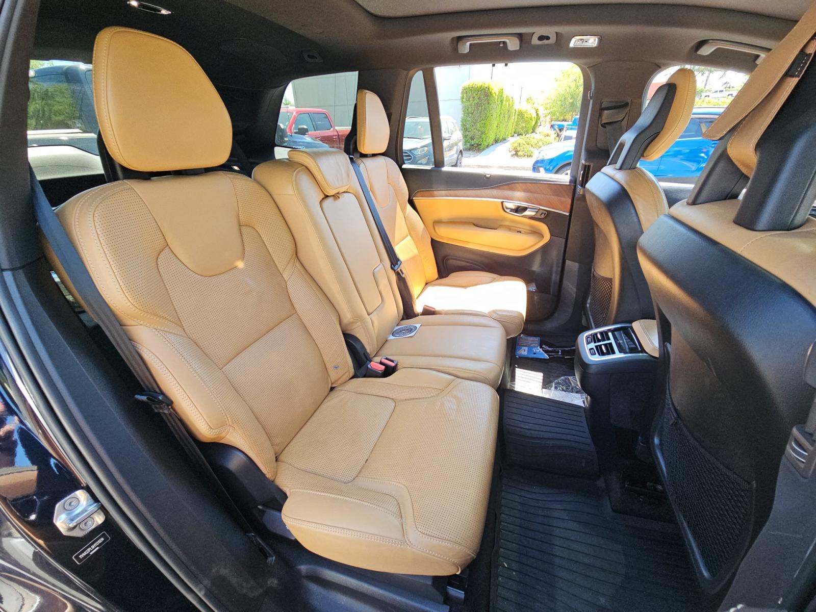 2017 Volvo XC90 T6 Inscription AWD