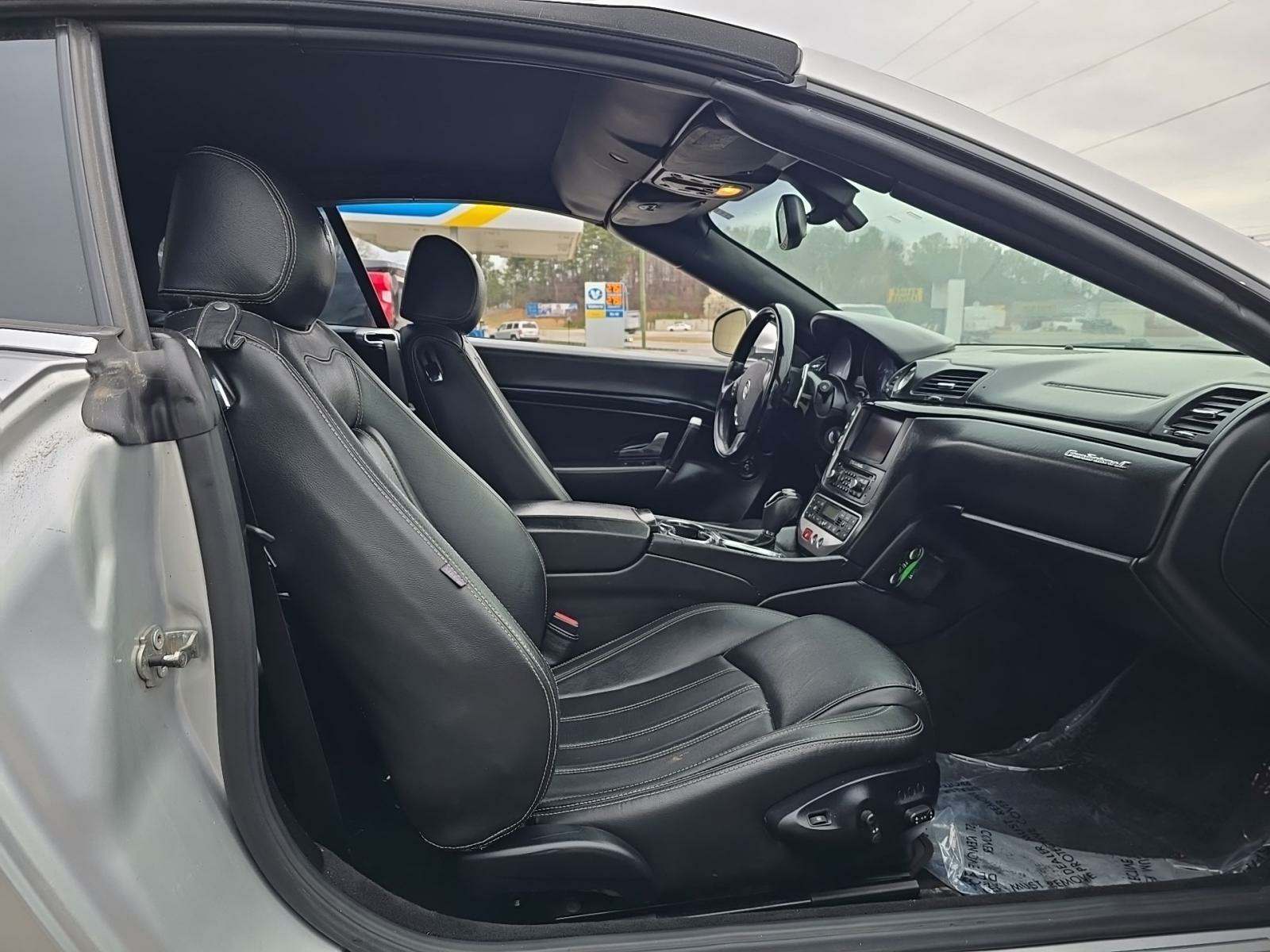 2011 Maserati GranTurismo Base RWD