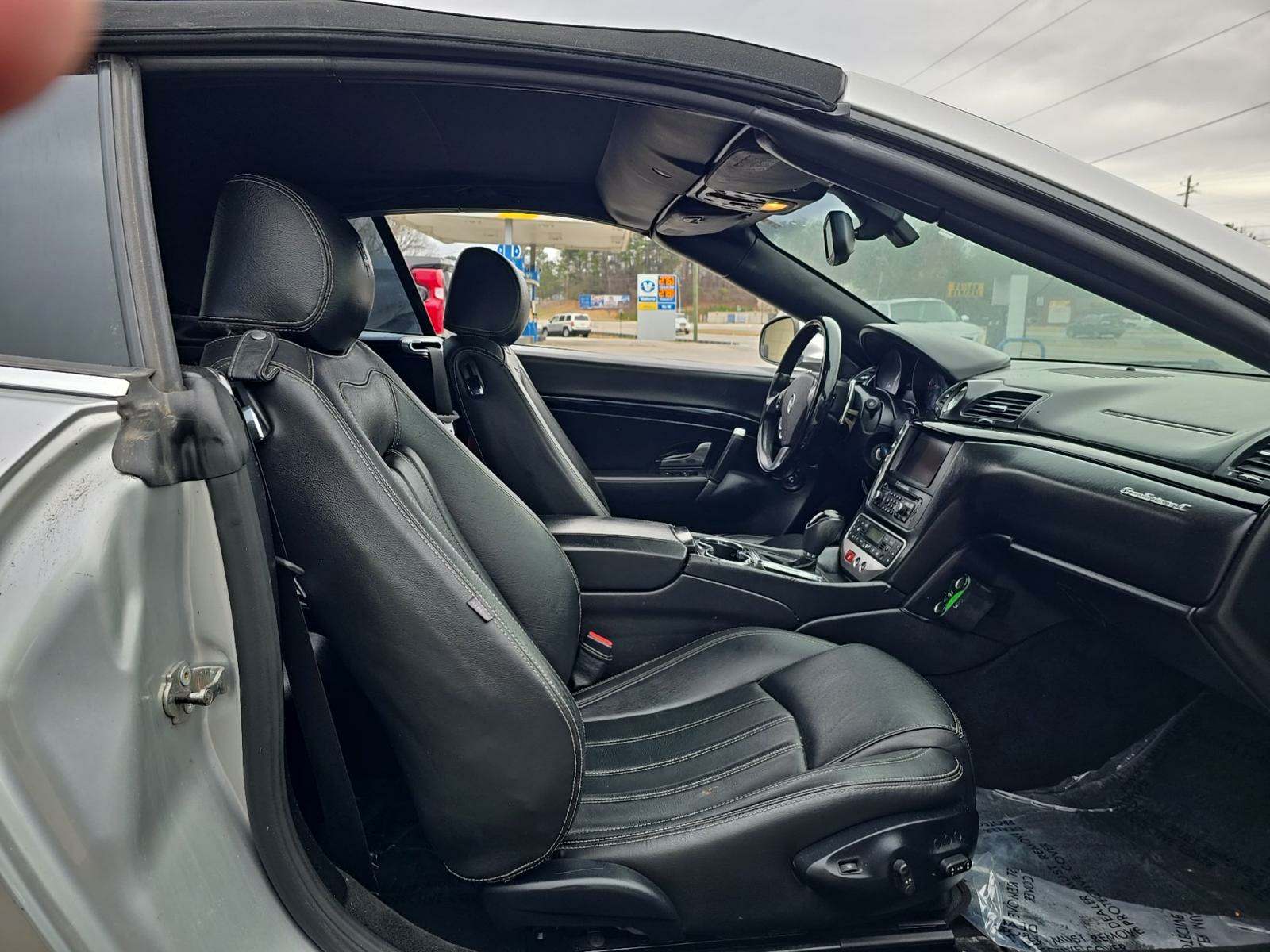 2011 Maserati GranTurismo Base RWD