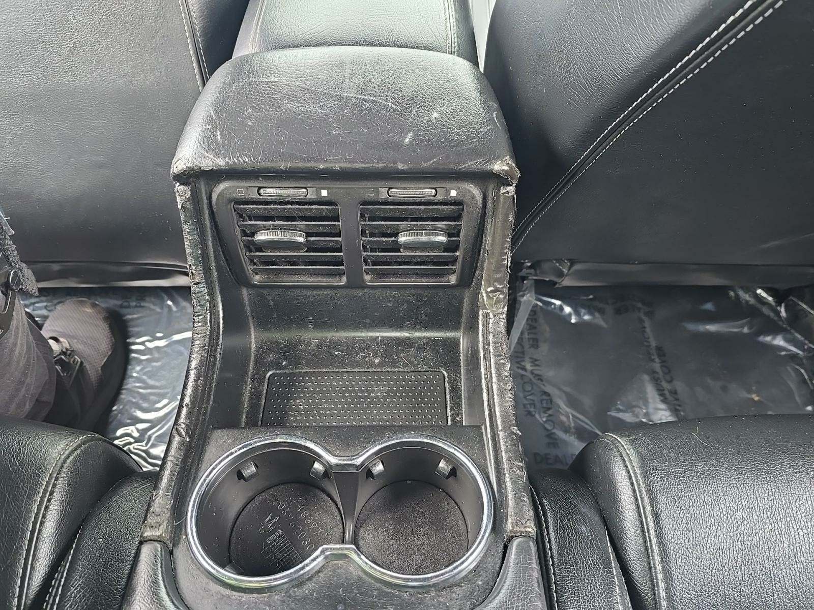 2011 Maserati GranTurismo Base RWD