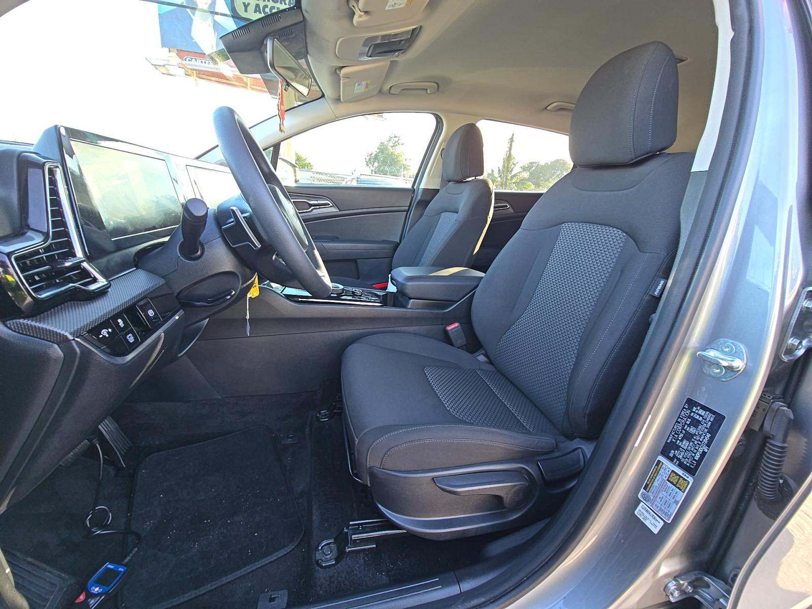 2025 Kia Sportage Hybrid LX FWD