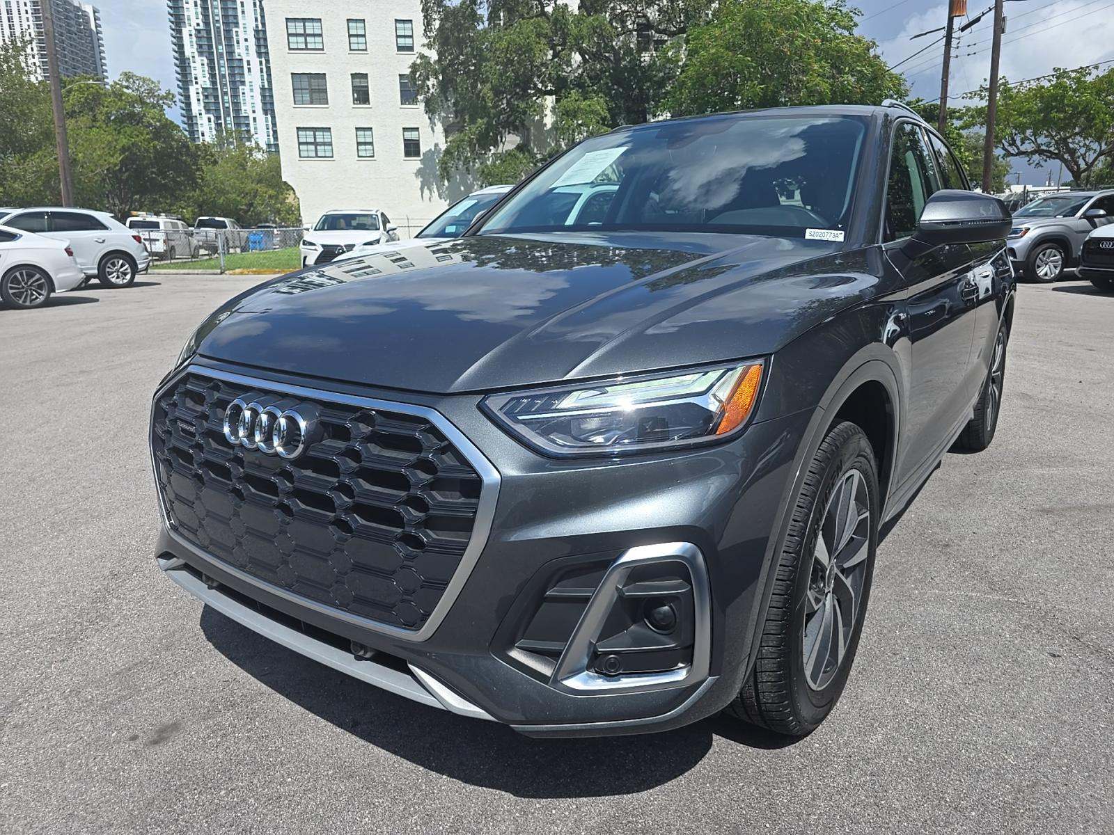 2022 Audi Q5 S line Premium Plus