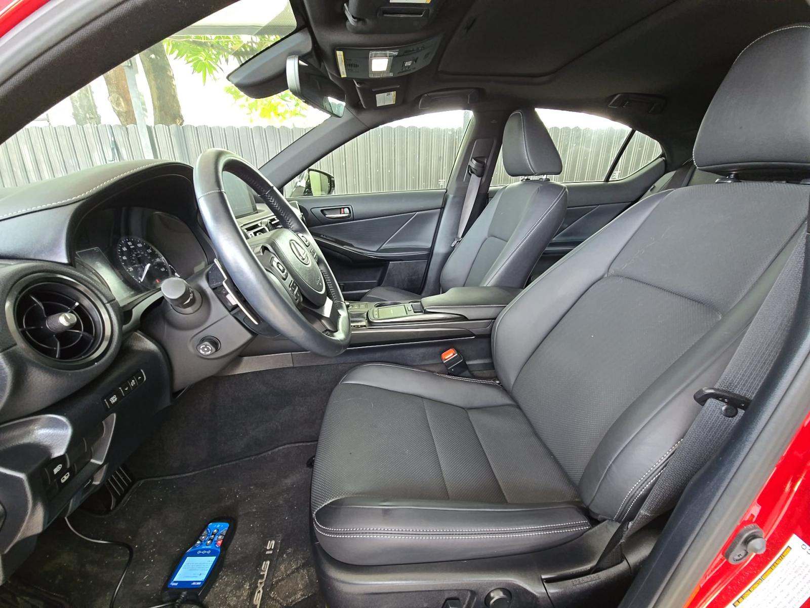 2025 Lexus IS IS 300 RWD