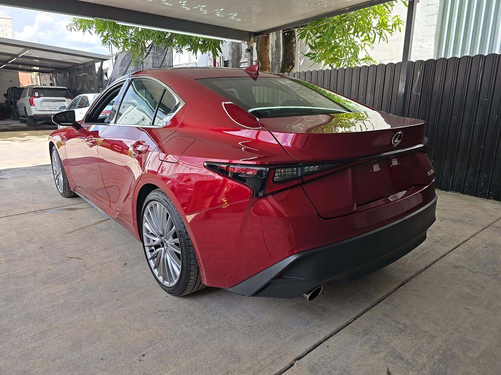 2025 Lexus IS IS 300 RWD