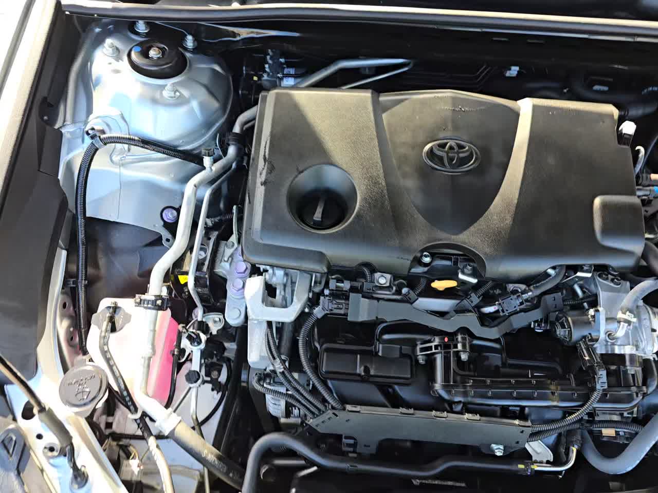 2024 Toyota Camry SE FWD