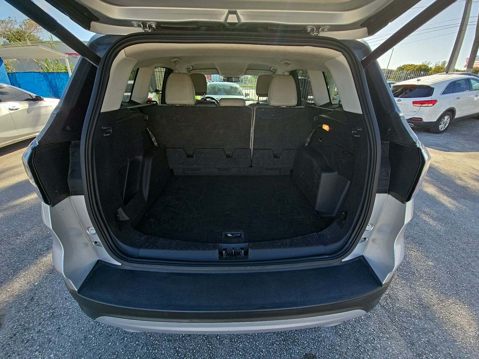 2018 Ford Escape SEL FWD