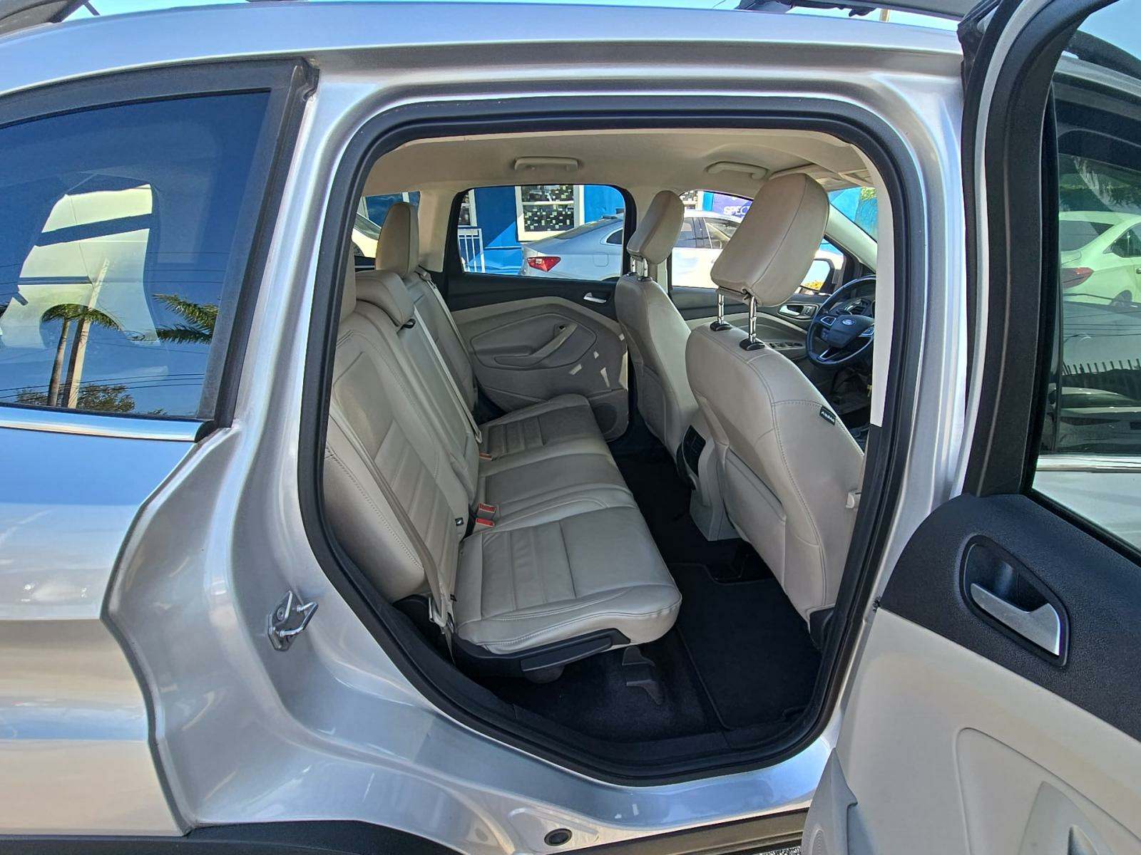 2018 Ford Escape SEL FWD