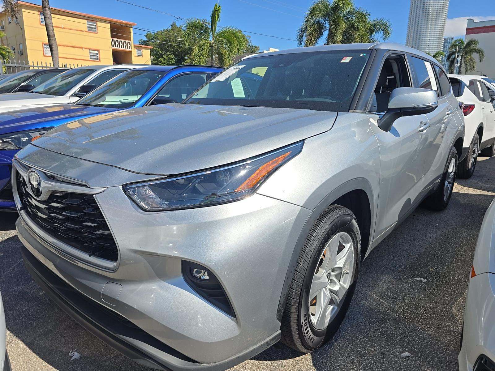 2024 Toyota Highlander LE FWD