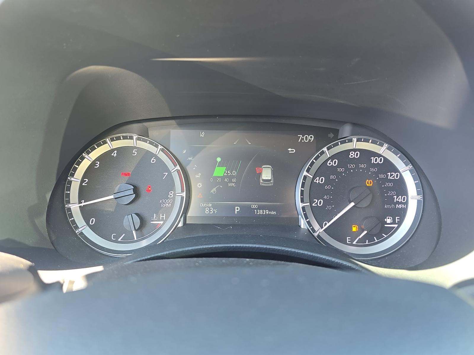 2024 Toyota Highlander LE FWD