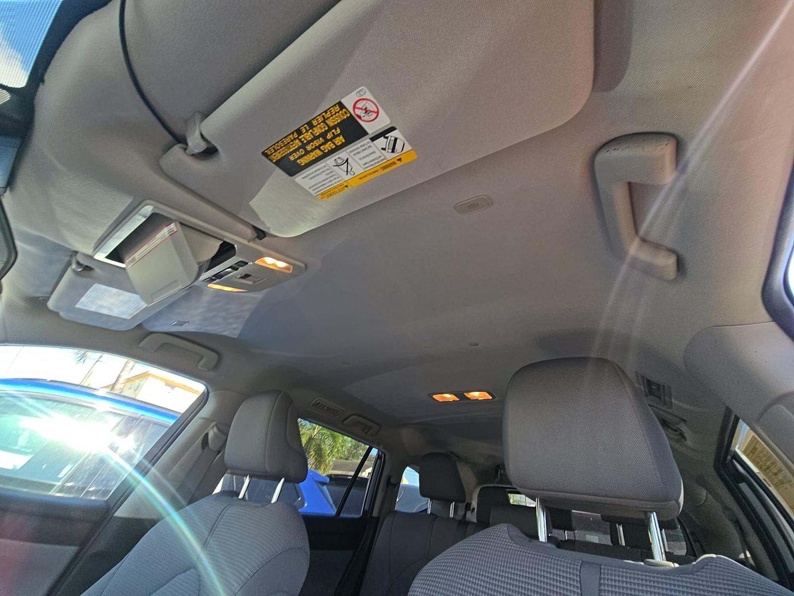 2024 Toyota Highlander LE FWD