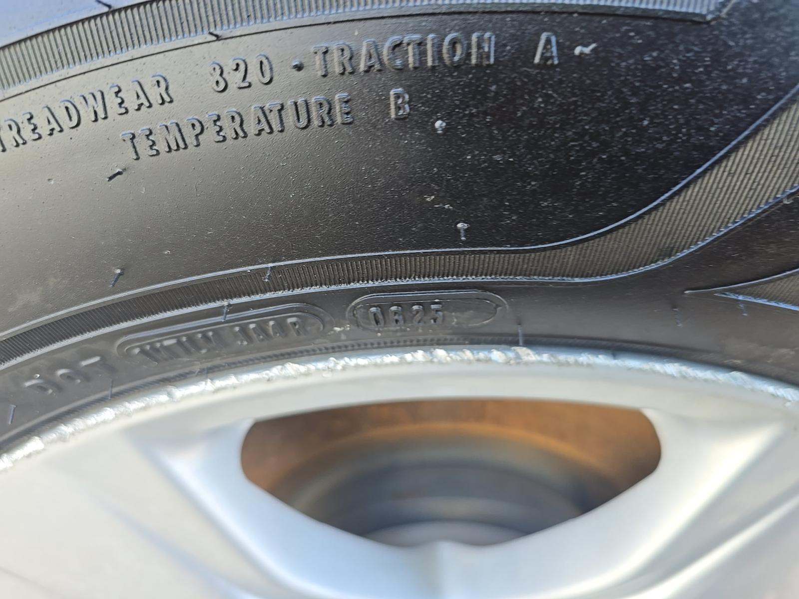 2024 Toyota Highlander LE FWD