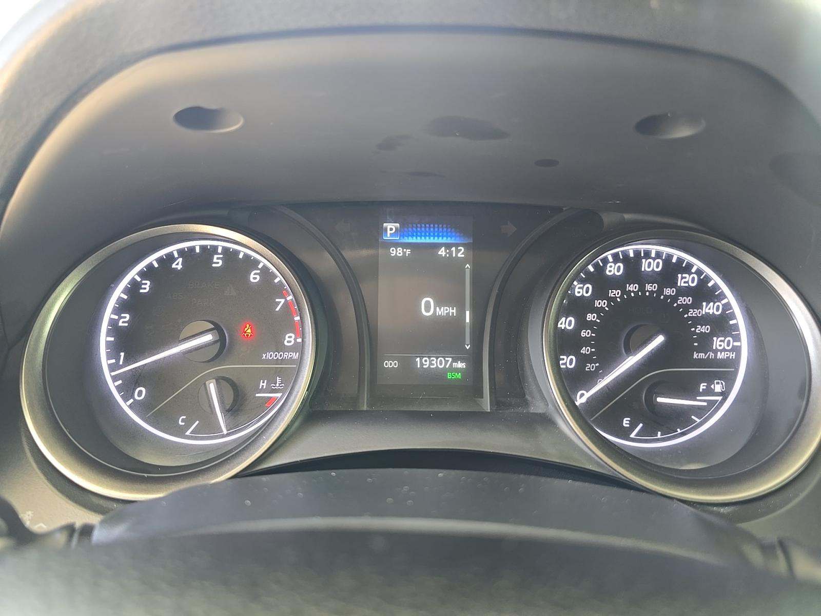 2024 Toyota Camry SE FWD