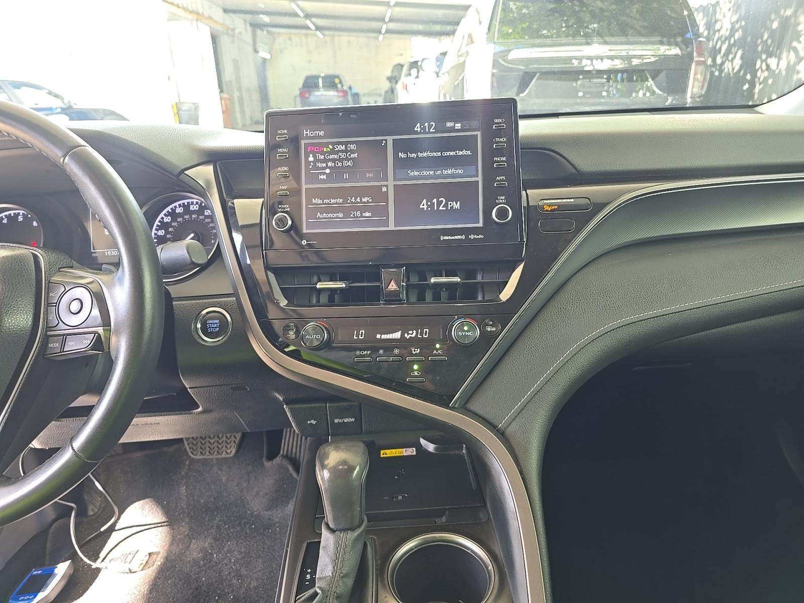 2024 Toyota Camry SE FWD