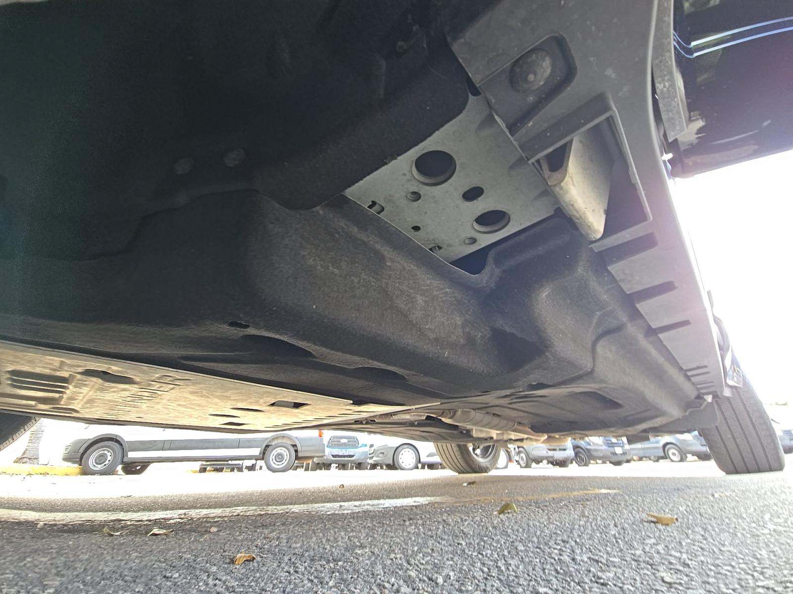 2024 Land Rover Defender 110 X-Dynamic SE AWD