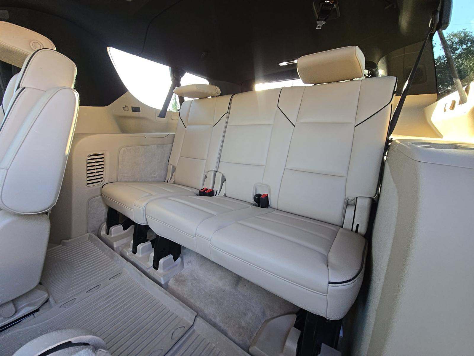 2023 Cadillac Escalade ESV Premium Luxury AWD