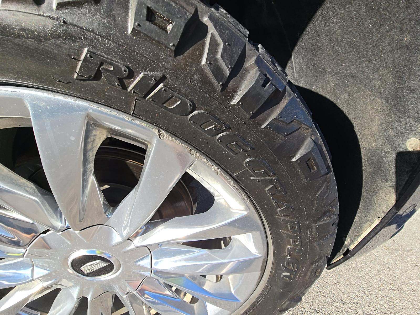 2023 Cadillac Escalade ESV Premium Luxury AWD